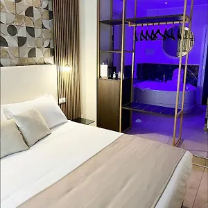 Guest house Albadea Suites&jacuzzi, Rome