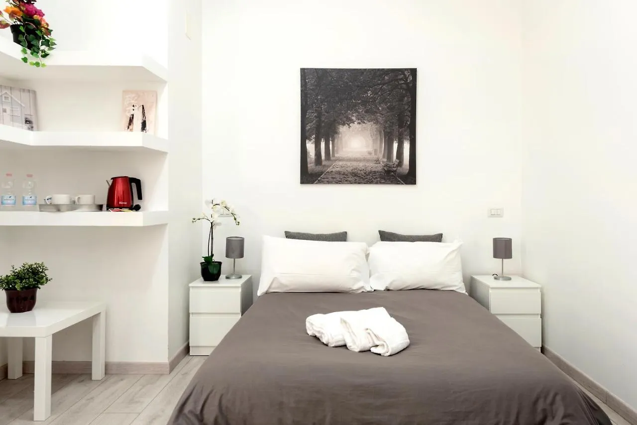 Maison Piazza Cavour Roma 2*,